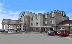 Holiday Inn Express And Suites Omaha West